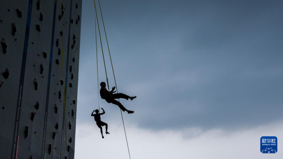 ndJr, 夺得铜牌 ndJr, 夺得铜牌