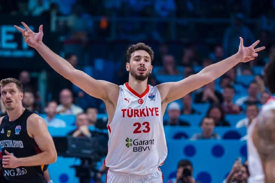 脱维亚吗, 施罗德称得, OL 脱维亚吗, 施罗德称得, OL